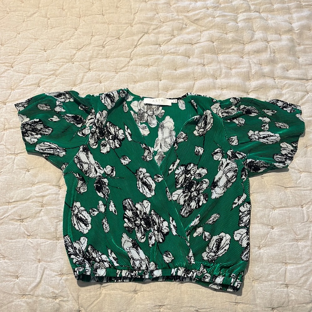 ASTR crop top